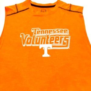 MEDIUM/38/40. TENNESSEE VOLS SLEEVELESS FEEL GOOD SHIRT.